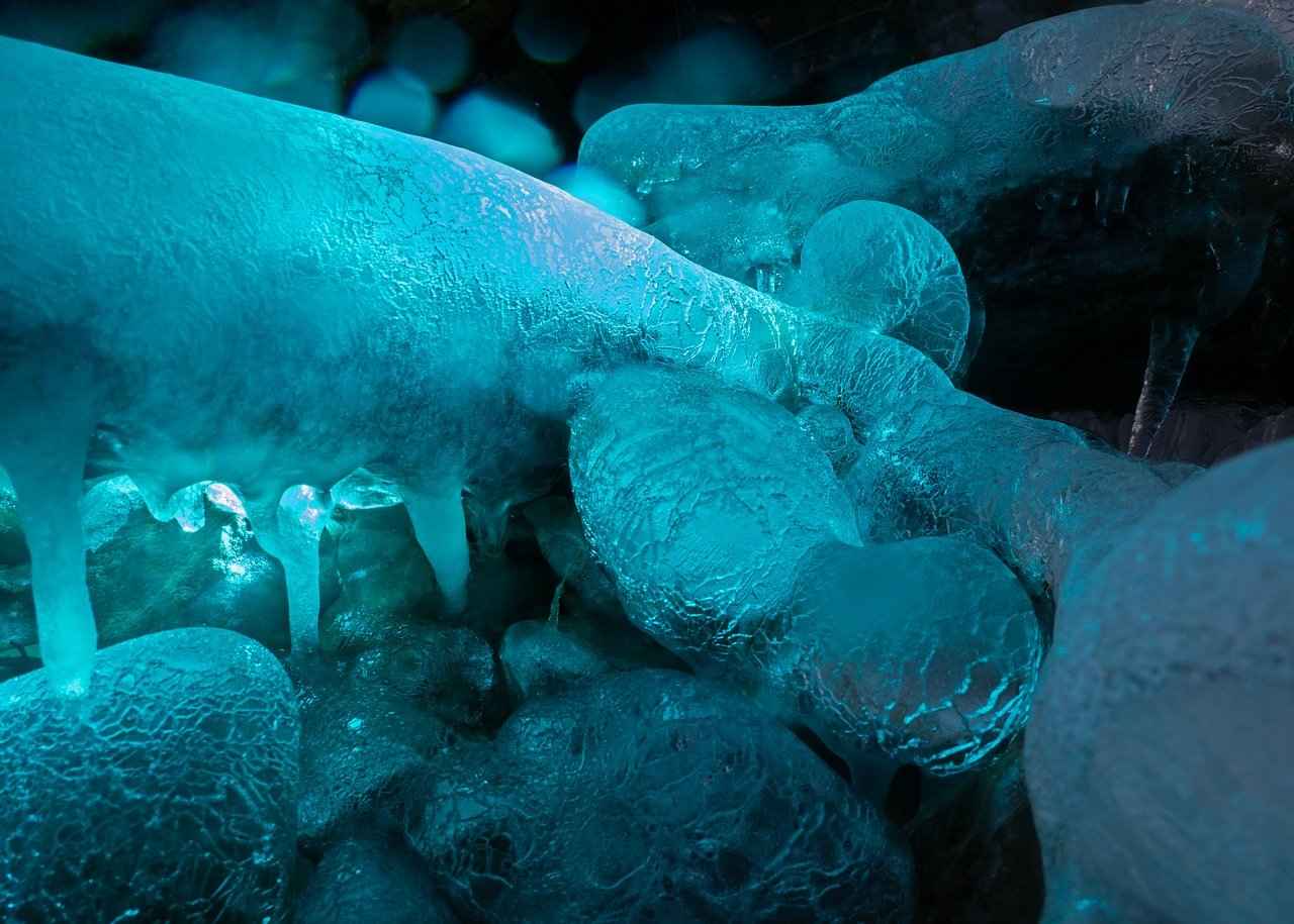 Göz İçi Lensler (IOL): Katarakt Ameliyatlarında Kullanımı ve Türleri